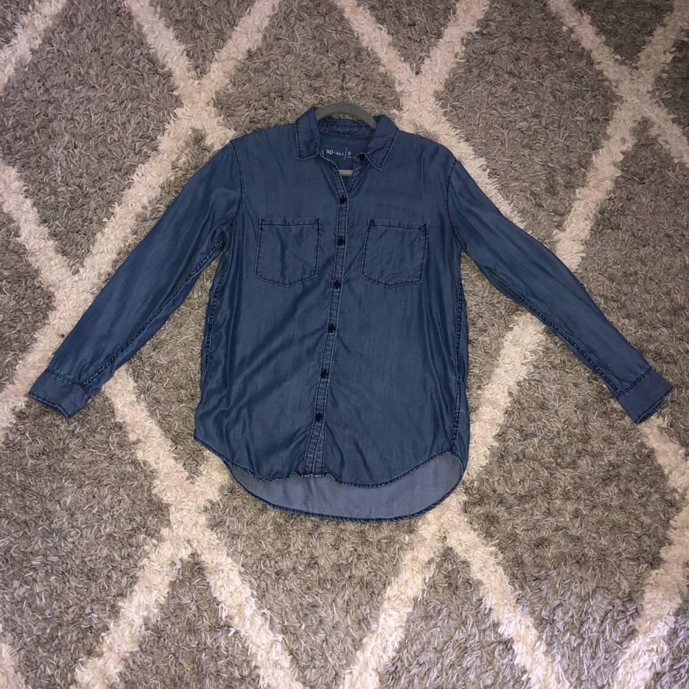 Gap Chambray Button Down Shirt - image 3